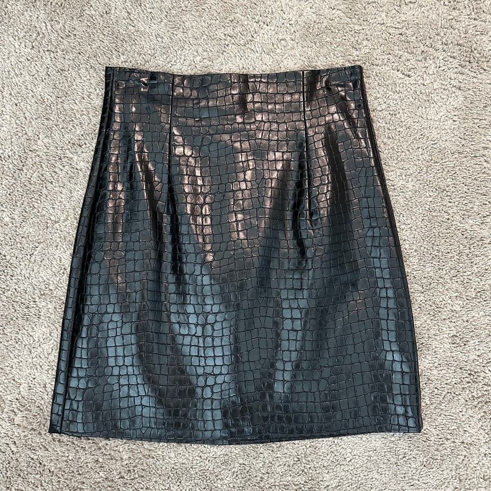 Zara Black Croc-Embossed Skirt